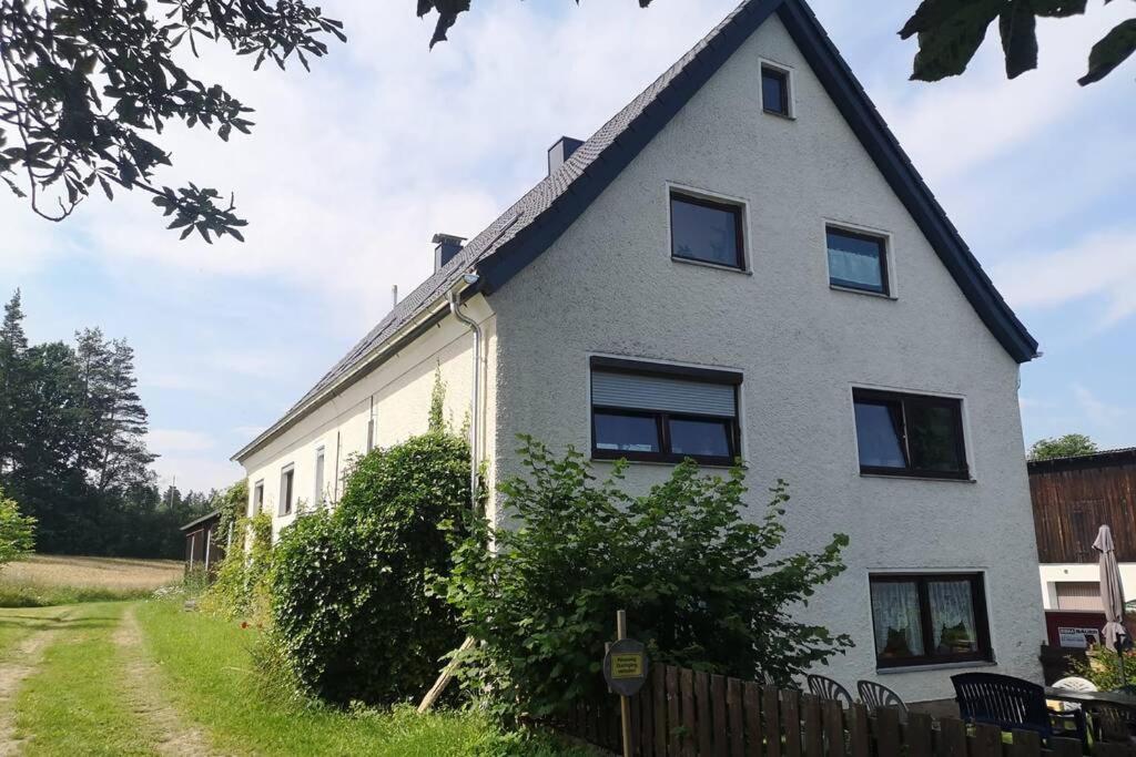 Ruhig Gelegene, Top Moderne Ferienwohnung - Hot Tub Und Sauna Gegen Aufpreis Neuhaus an Der Eger Esterno foto