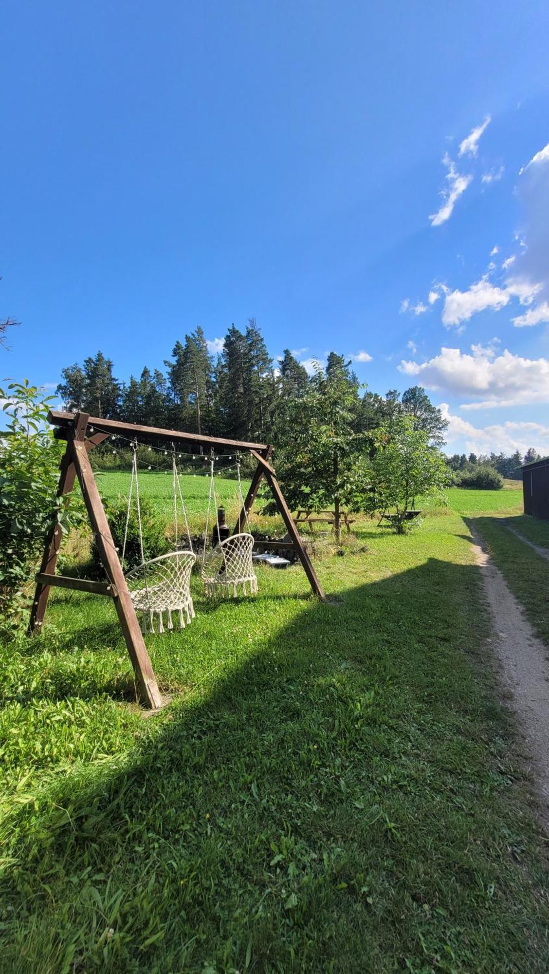 Ruhig Gelegene, Top Moderne Ferienwohnung - Hot Tub Und Sauna Gegen Aufpreis Neuhaus an Der Eger Esterno foto