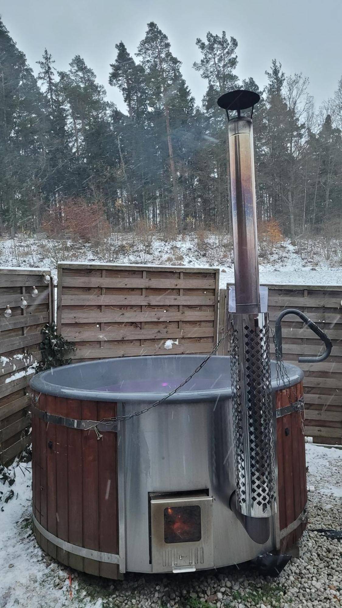 Ruhig Gelegene, Top Moderne Ferienwohnung - Hot Tub Und Sauna Gegen Aufpreis Neuhaus an Der Eger Esterno foto